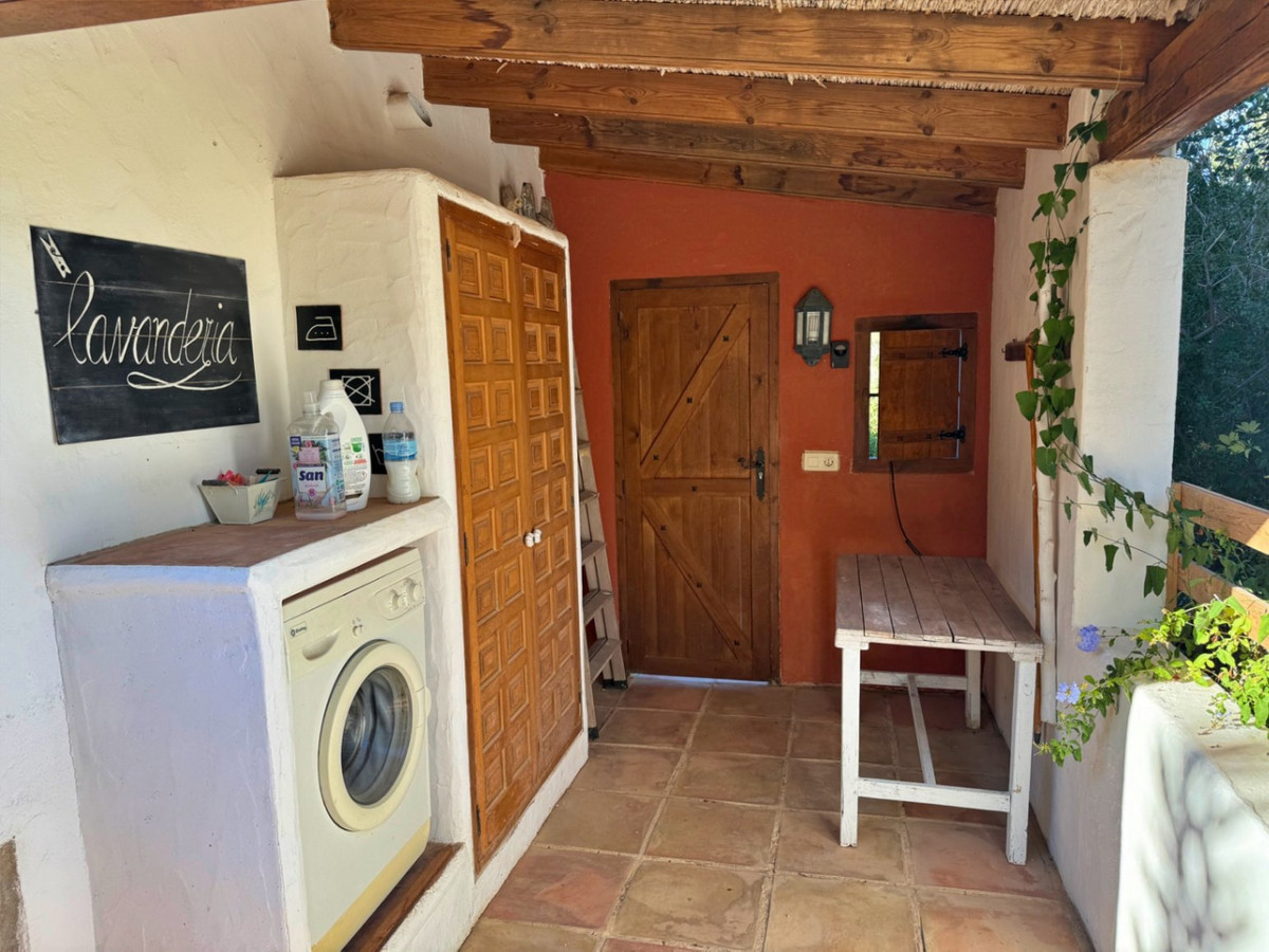 11 Bed Townhouse for sale in Javea Costa Blanca, Alicante, Spain