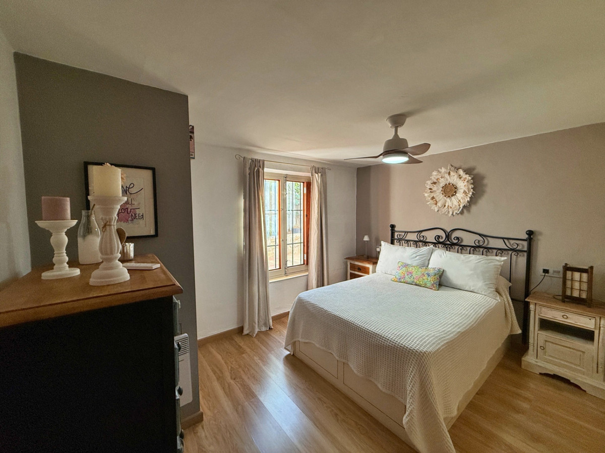 11 Bed Townhouse for sale in Javea Costa Blanca, Alicante, Spain