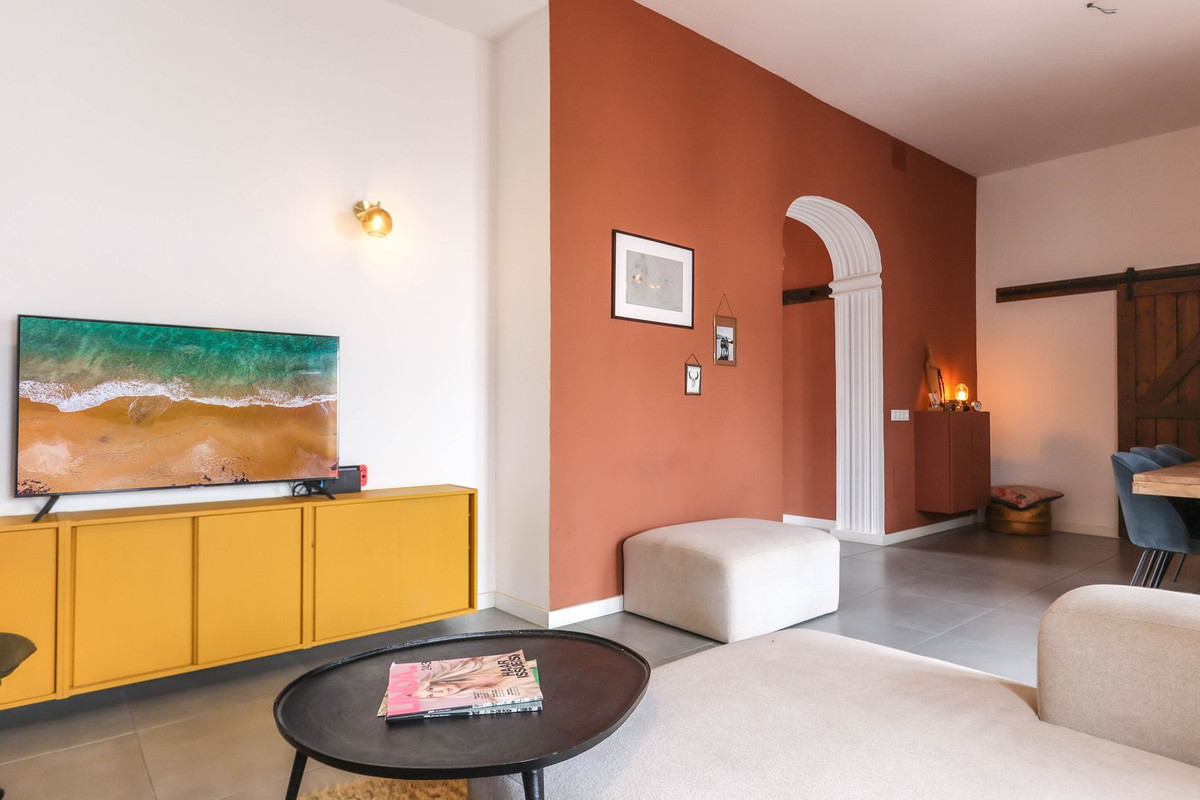 Se vende Cama y Desayuno de 8 dormitorios en Costa Del Sol, Málaga, España