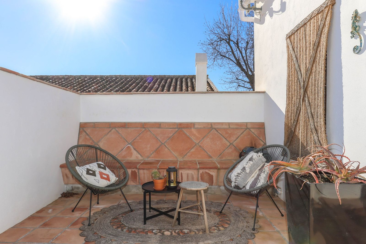 Se vende Cama y Desayuno de 8 dormitorios en Costa Del Sol, Málaga, España