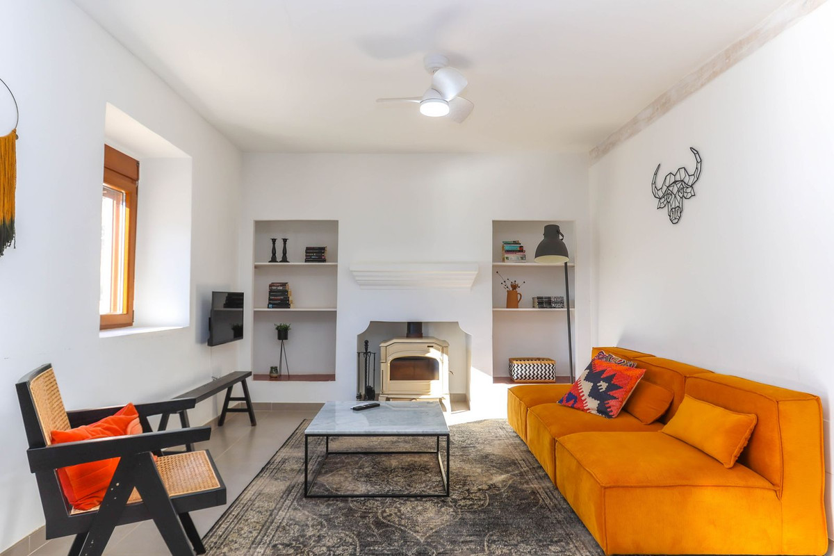 Se vende Cama y Desayuno de 8 dormitorios en Costa Del Sol, Málaga, España