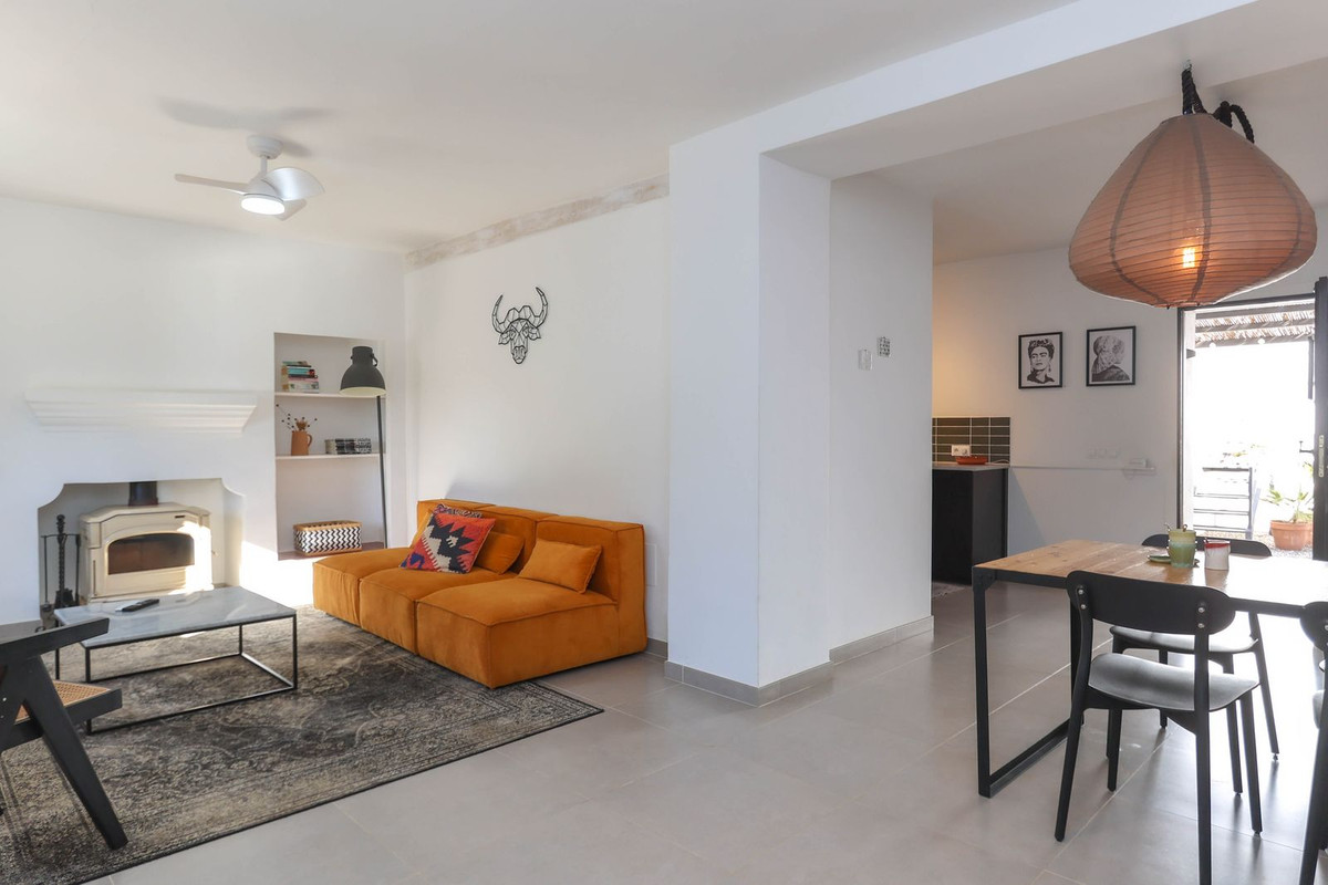 Se vende Cama y Desayuno de 8 dormitorios en Costa Del Sol, Málaga, España
