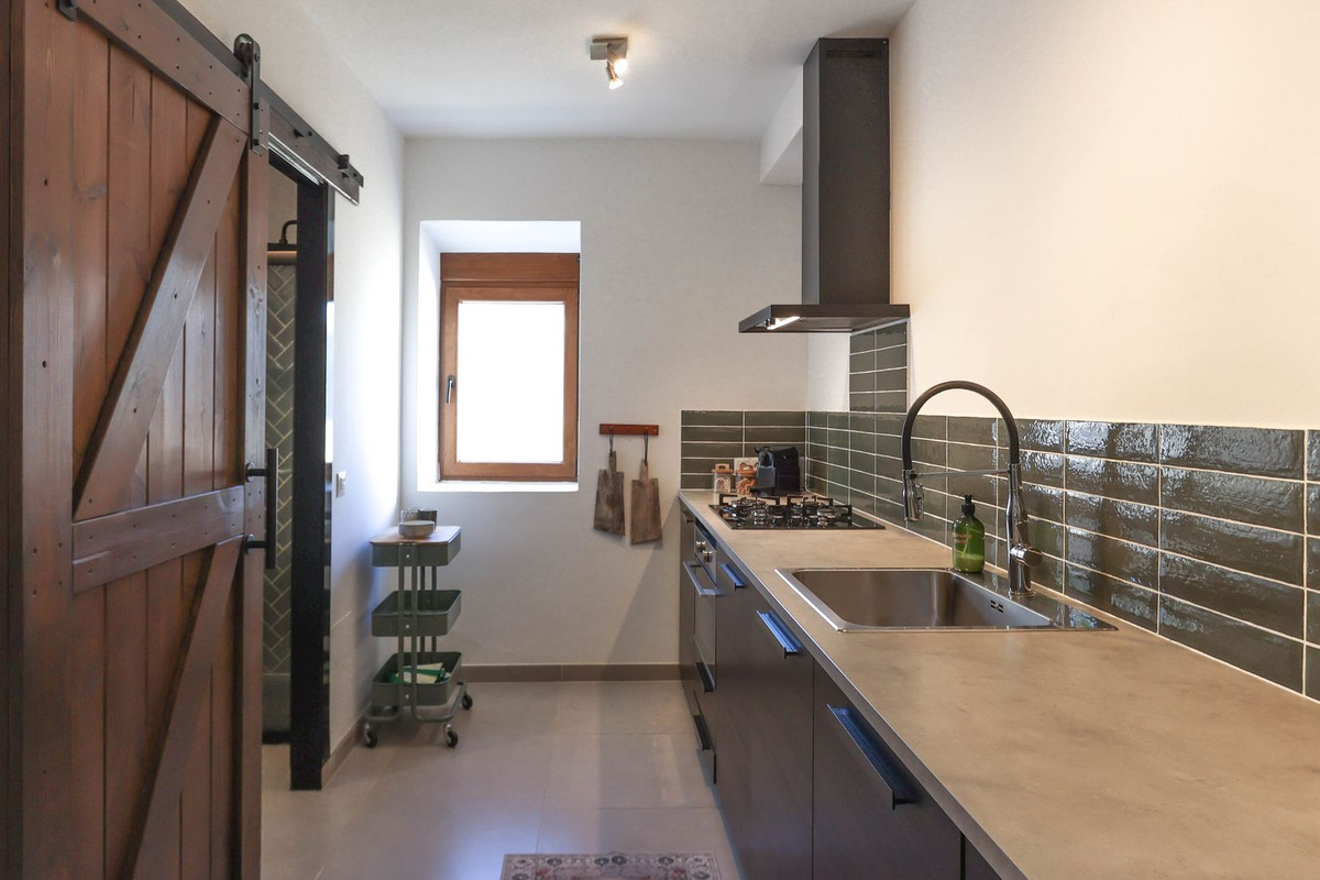 Se vende Cama y Desayuno de 8 dormitorios en Costa Del Sol, Málaga, España