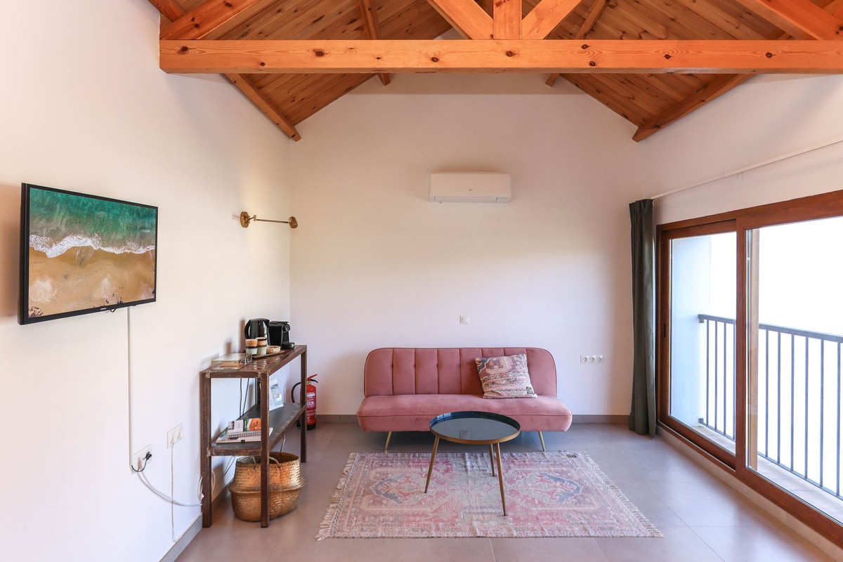Se vende Cama y Desayuno de 8 dormitorios en Costa Del Sol, Málaga, España