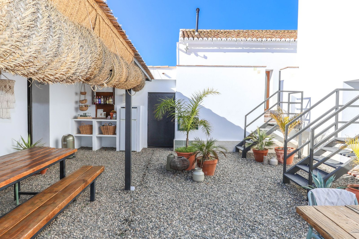 Se vende Cama y Desayuno de 8 dormitorios en Costa Del Sol, Málaga, España