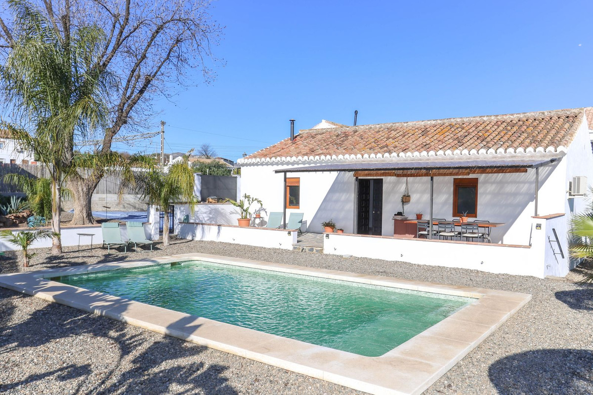 Se vende Cama y Desayuno de 8 dormitorios en Costa Del Sol, Málaga, España
