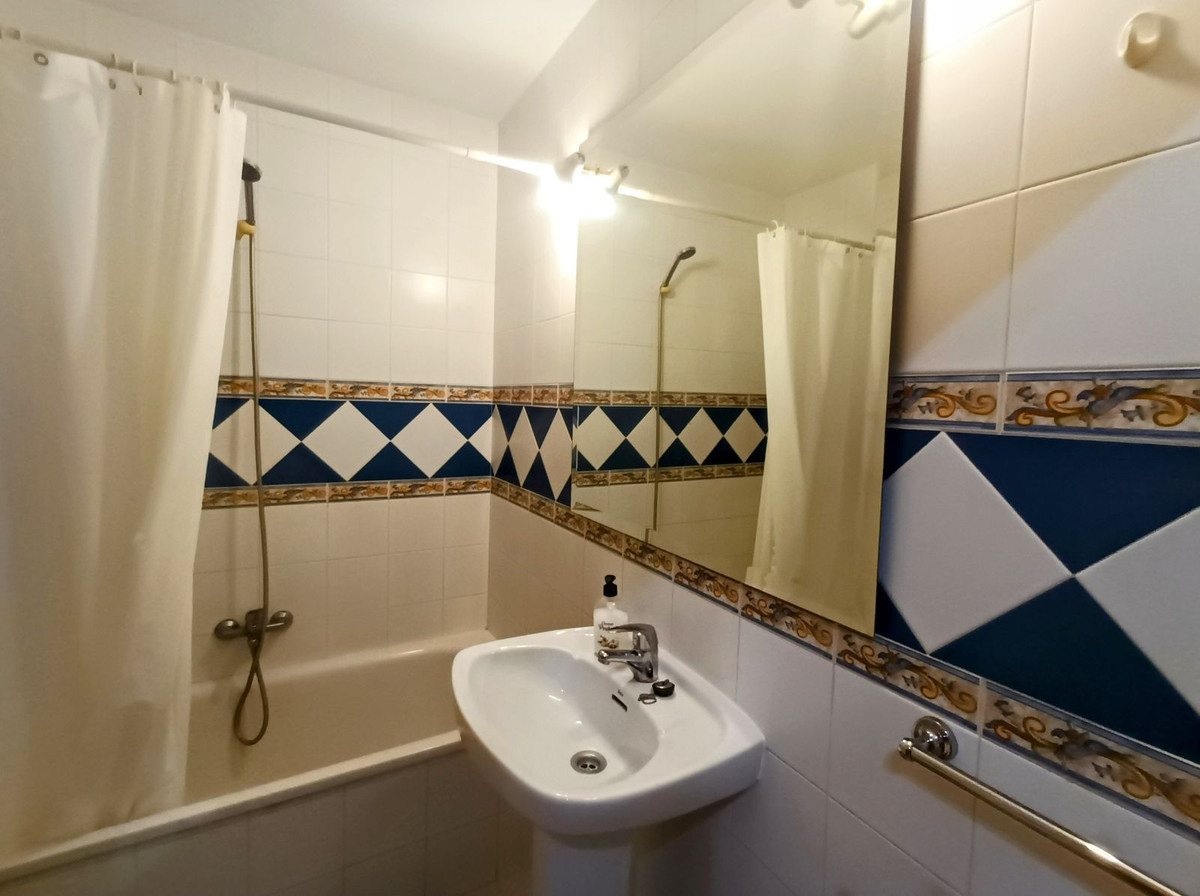 Se vende Ático de 1 dormitorios en Costa Del Sol, Málaga, España