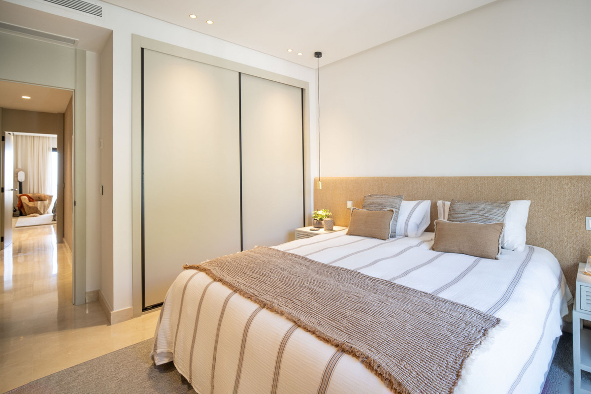 3 Bed Apartment for sale in Benahavís Costa Del Sol, Málaga, Spain