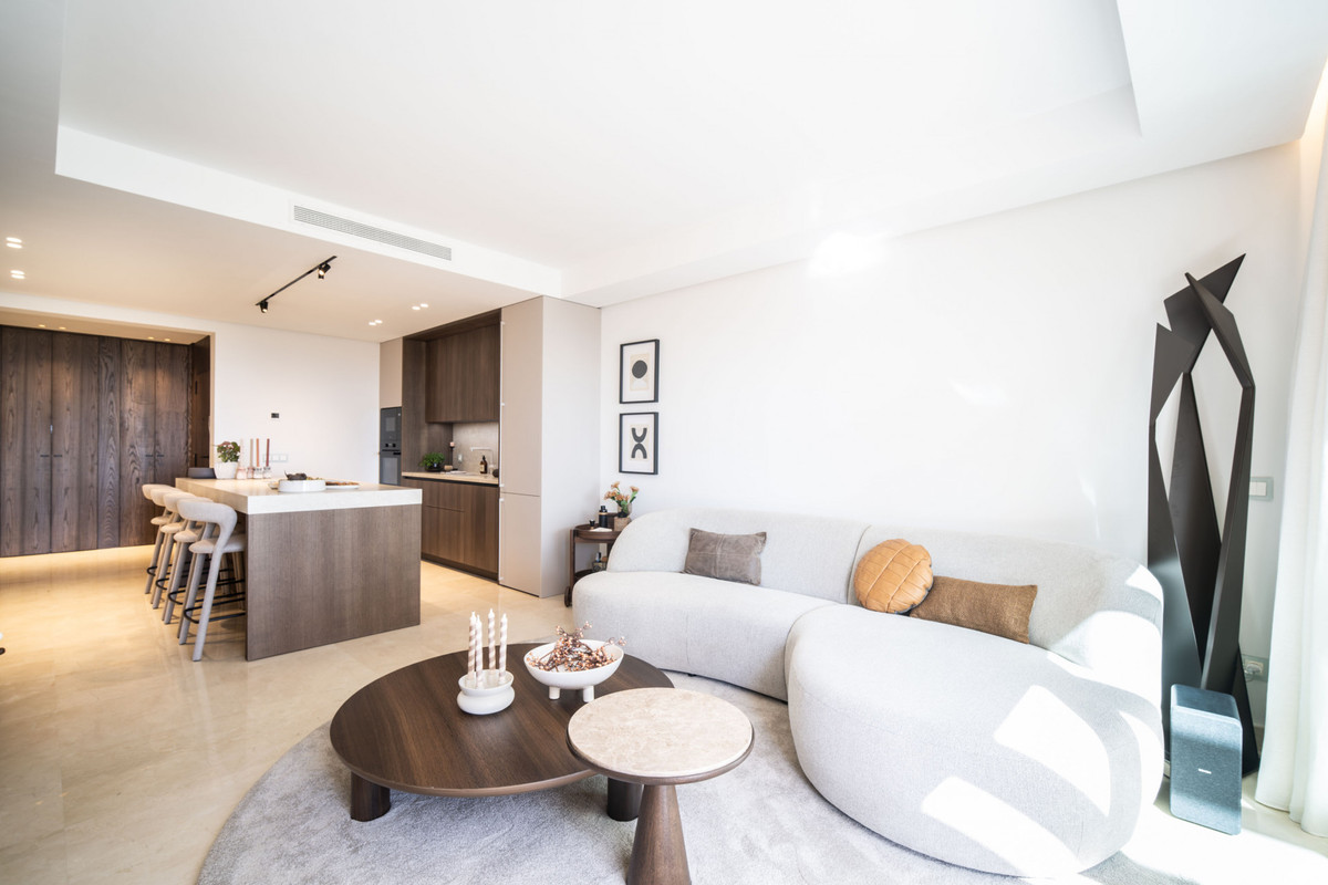 3 Bed Apartment for sale in Benahavís Costa Del Sol, Málaga, Spain