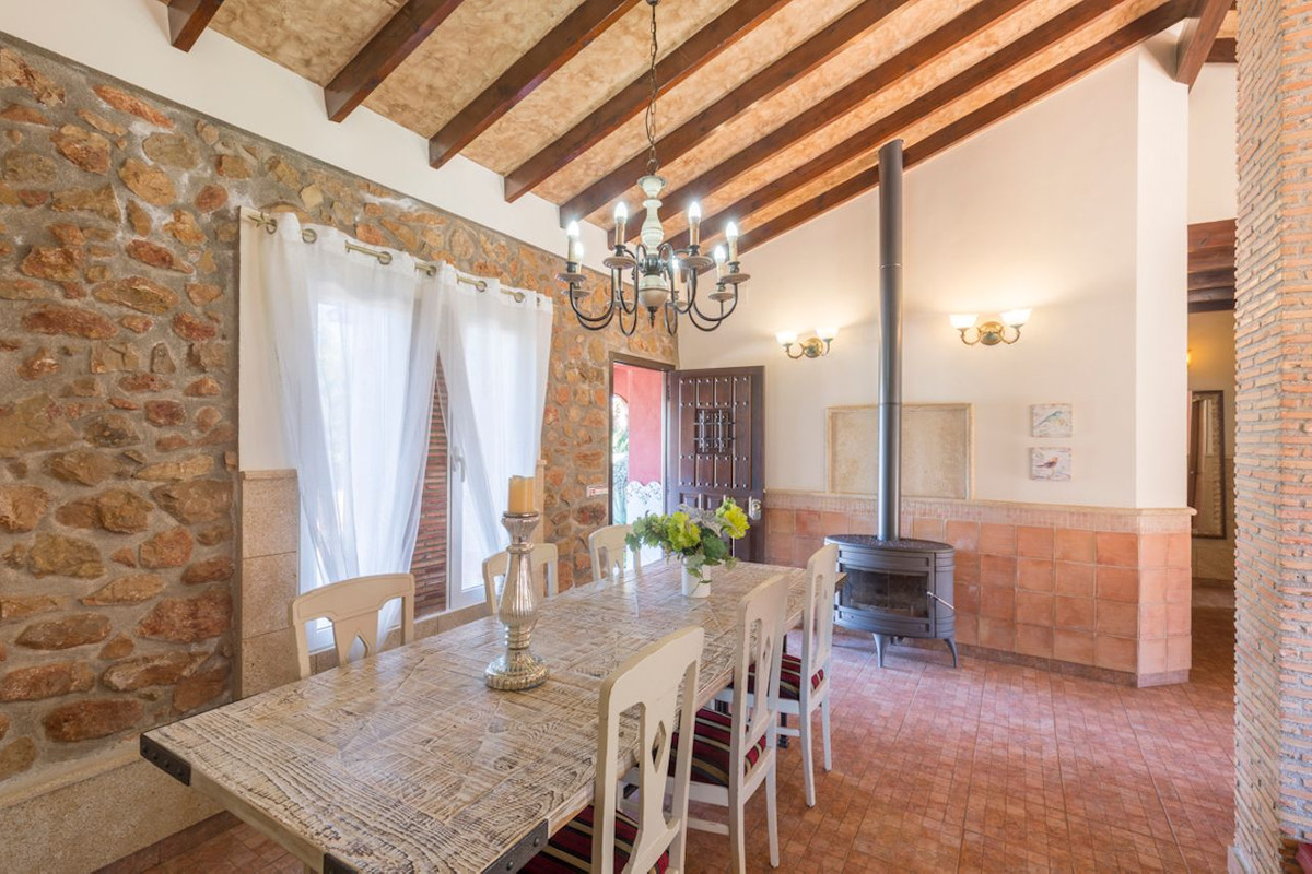 12 Bed Townhouse for sale in Lliber Costa Blanca, Alicante, Spain