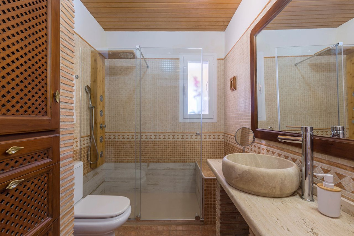 12 Bed Townhouse for sale in Lliber Costa Blanca, Alicante, Spain
