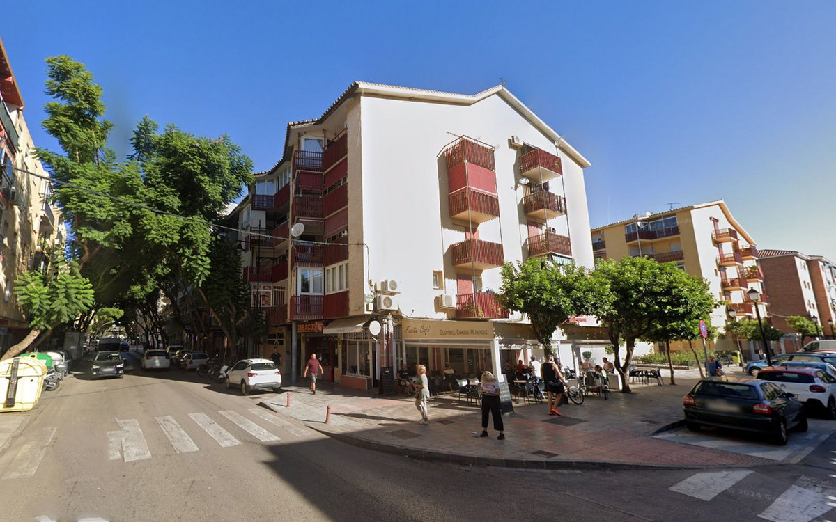 Se vende Apartamento Planta Media de 2 dormitorios en Costa Del Sol, Málaga, España