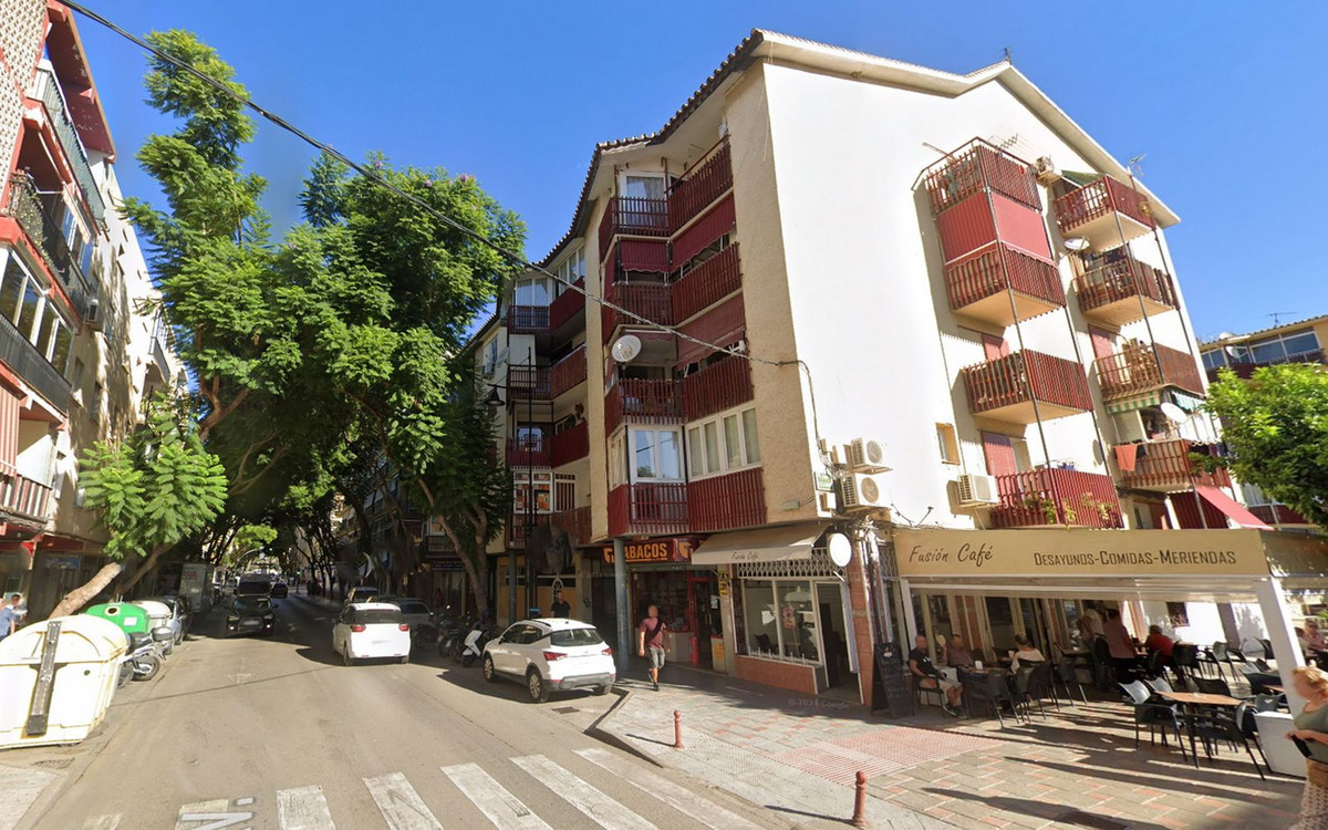 Se vende Apartamento Planta Media de 2 dormitorios en Costa Del Sol, Málaga, España