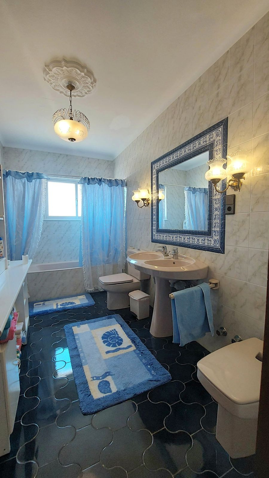 Se vende Villa - Chalet de 5 dormitorios en Costa Del Sol, Málaga, España