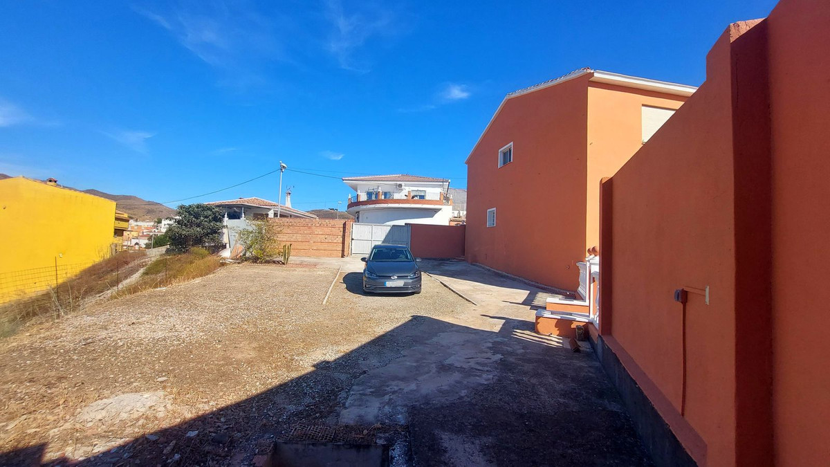 Se vende Villa - Chalet de 5 dormitorios en Costa Del Sol, Málaga, España