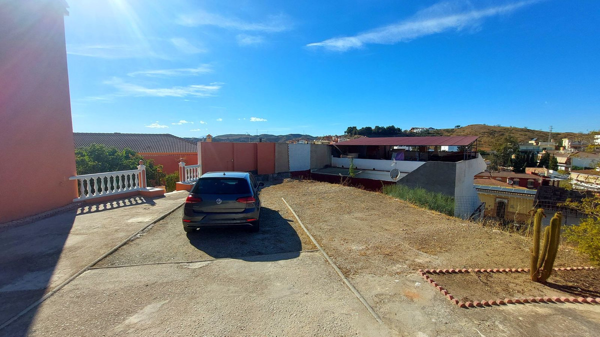Se vende Villa - Chalet de 5 dormitorios en Costa Del Sol, Málaga, España