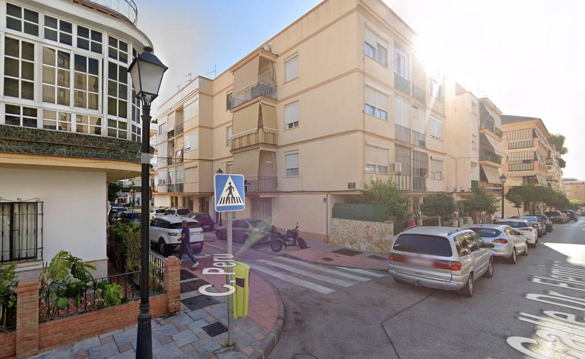 3 Bed Apartment for sale in Fuengirola Costa Del Sol, Málaga, Spain