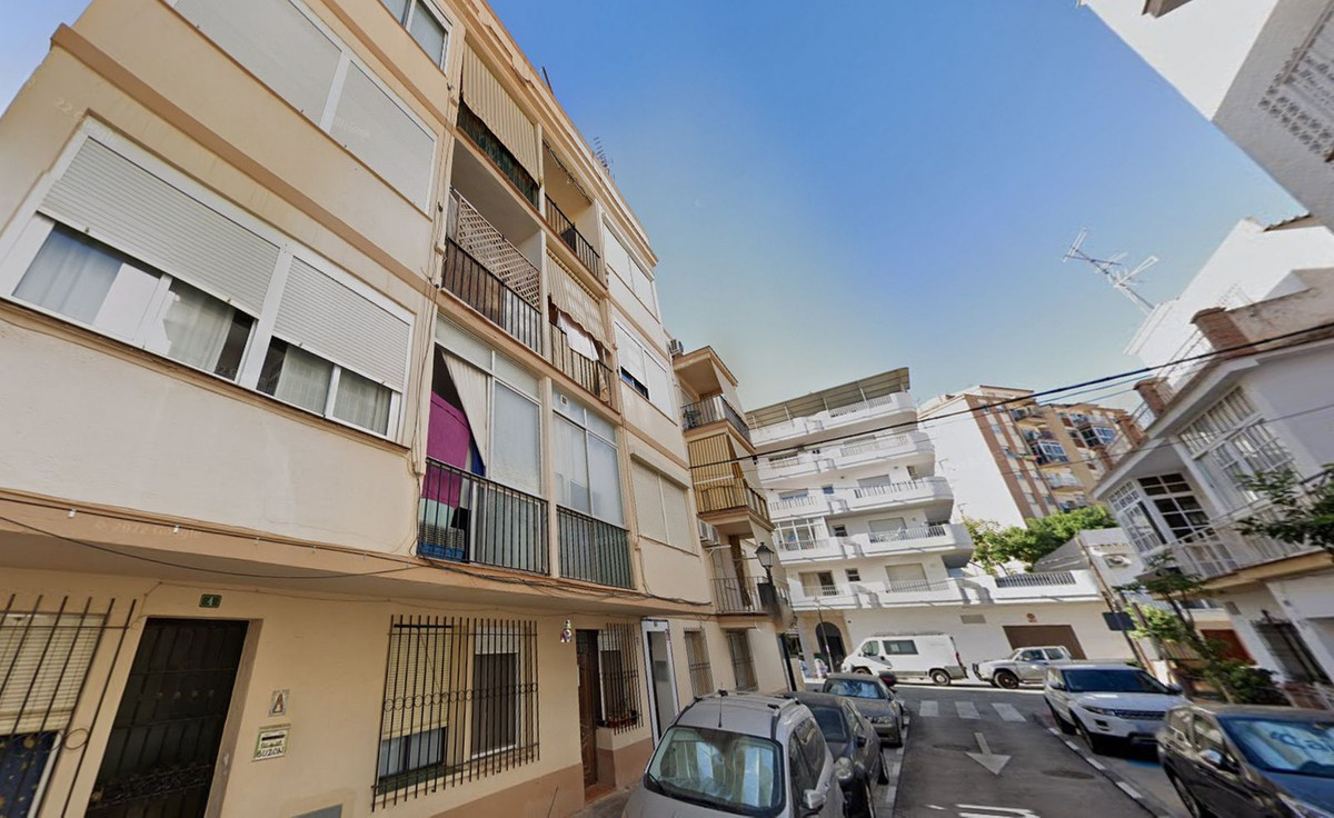 3 Bed Apartment for sale in Fuengirola Costa Del Sol, Málaga, Spain