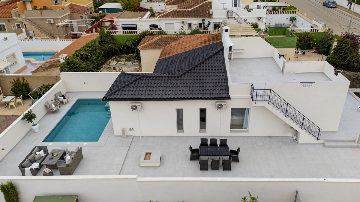 Se vende Pareada de 3 dormitorios en Costa Blanca, Alicante, España