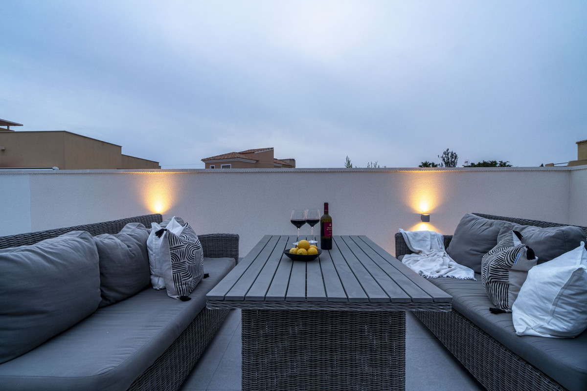 Se vende Pareada de 3 dormitorios en Costa Blanca, Alicante, España