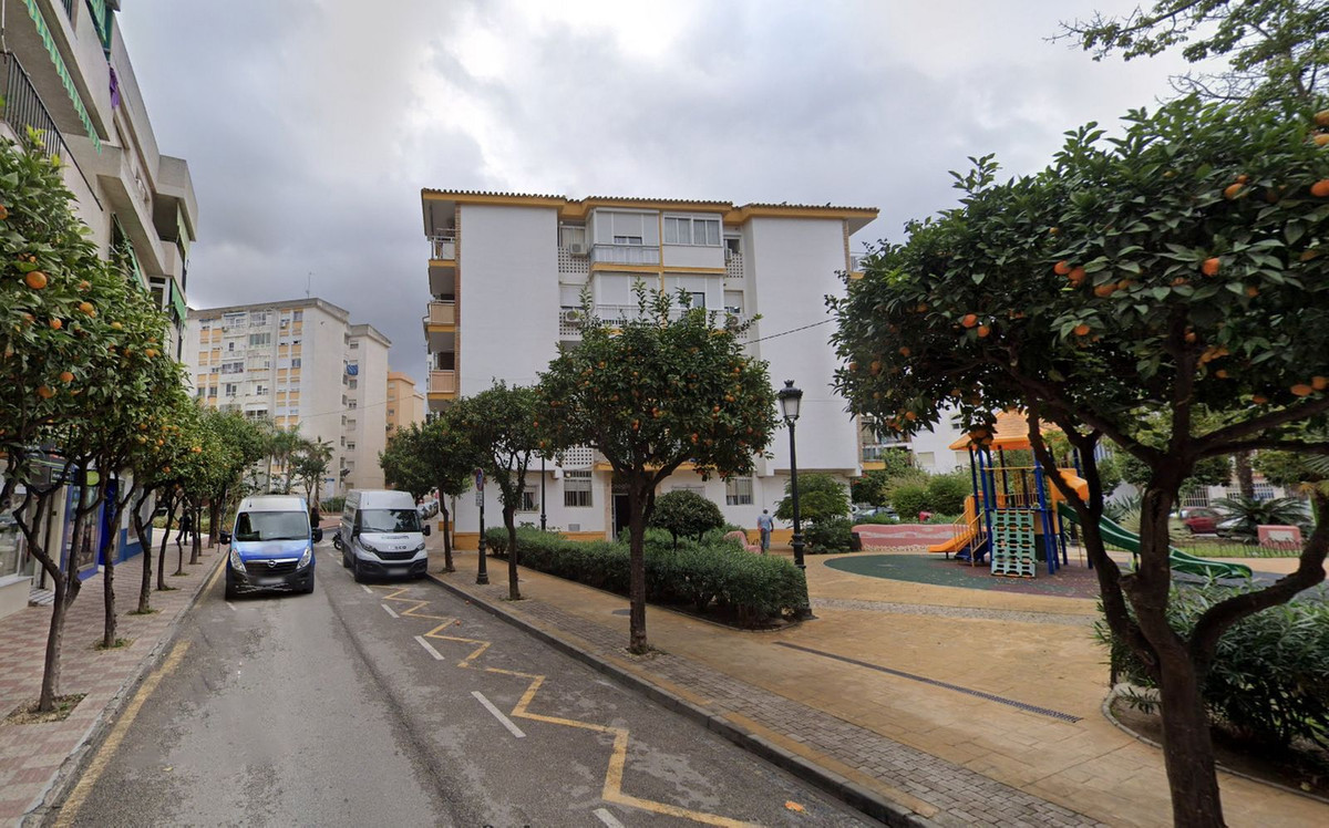 Se vende Apartamento Planta Media de 3 dormitorios en Costa Del Sol, Málaga, España