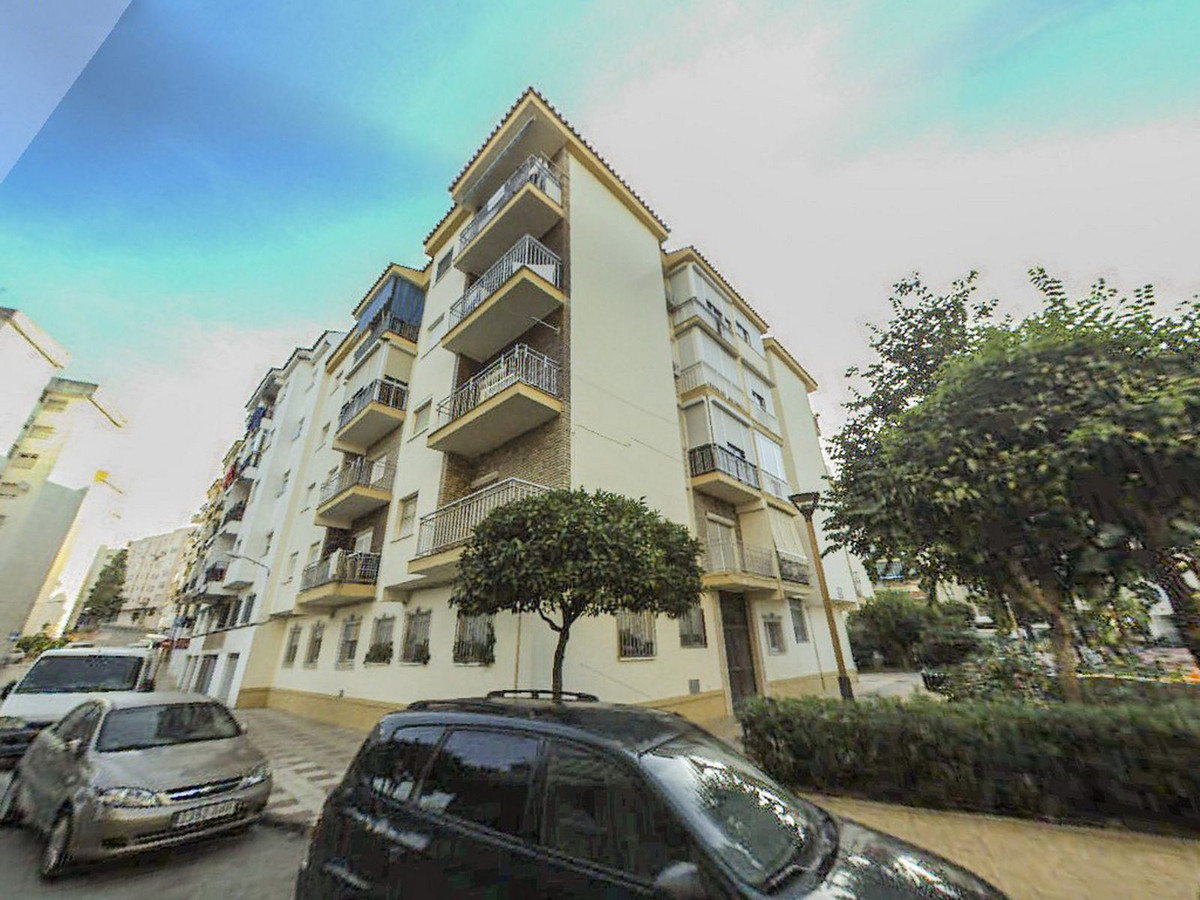 Se vende Apartamento Planta Media de 3 dormitorios en Costa Del Sol, Málaga, España