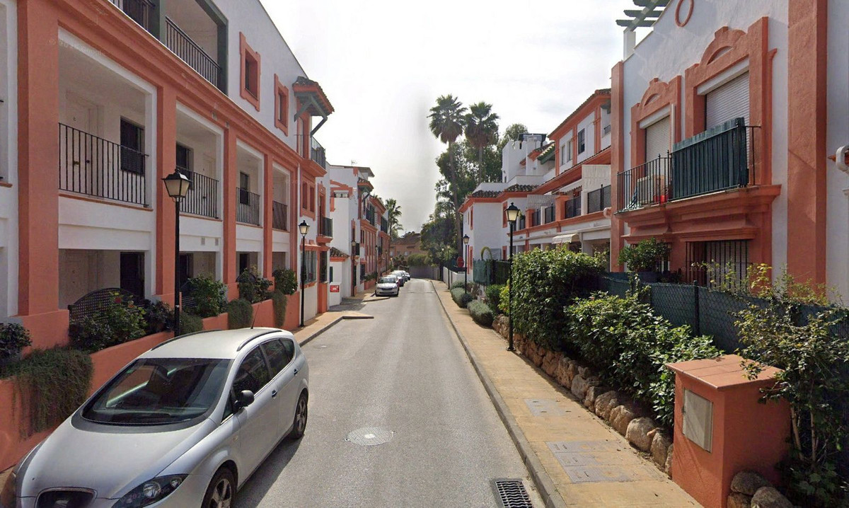 Se vende Apartamento Planta Baja de 3 dormitorios en Costa Del Sol, Málaga, España