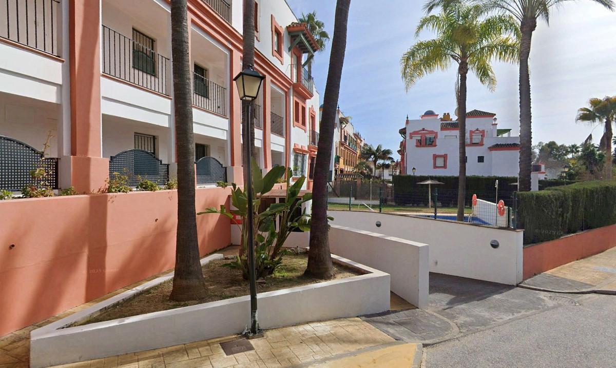 Se vende Apartamento Planta Baja de 3 dormitorios en Costa Del Sol, Málaga, España
