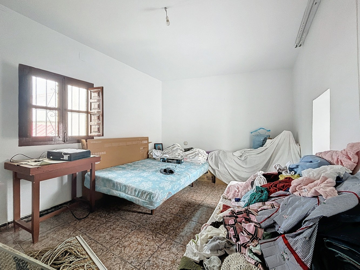 Se vende Pareada de 3 dormitorios en Costa Del Sol East, Málaga, España