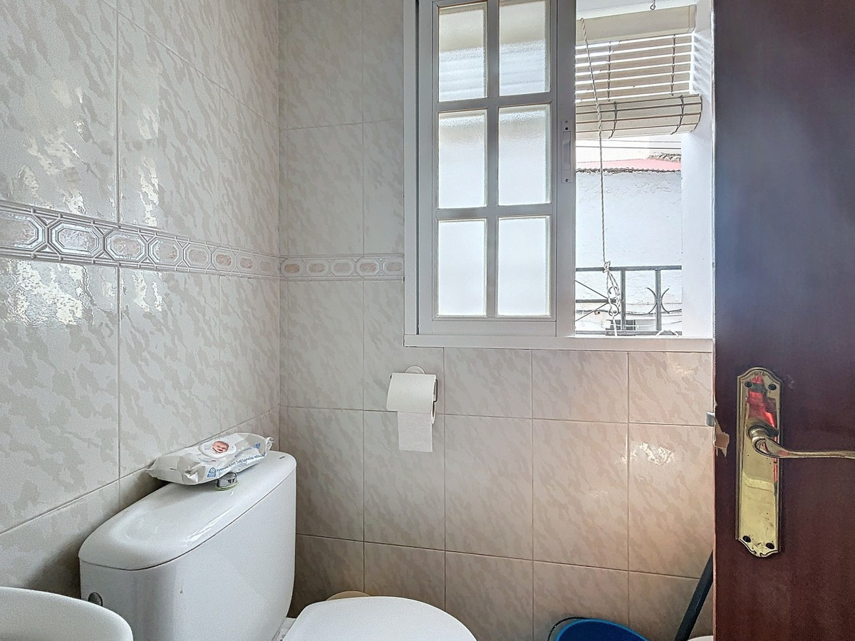 Se vende Pareada de 3 dormitorios en Costa Del Sol East, Málaga, España