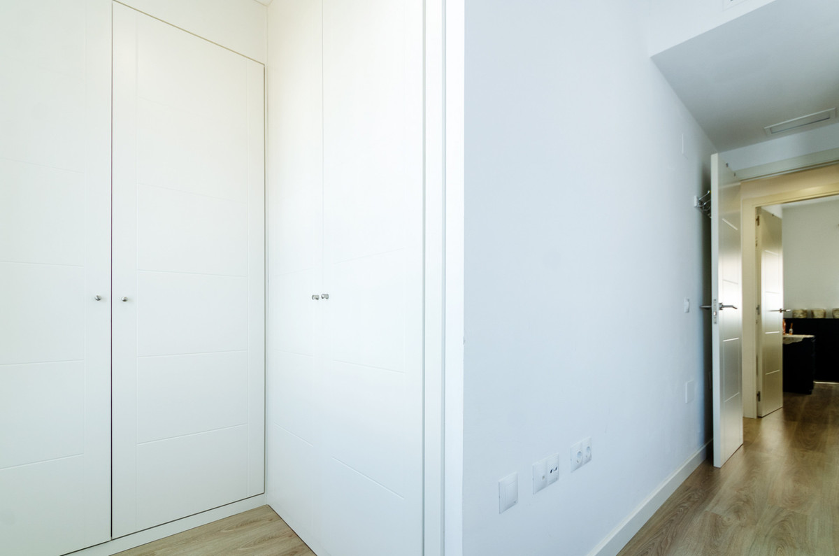 Se vende Apartamento Planta Media de 3 dormitorios en Costa Del Sol, Málaga, España