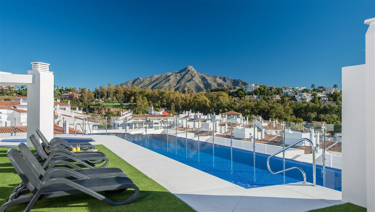 Se vende Apartamento Planta Media de 3 dormitorios en Costa Del Sol, Málaga, España