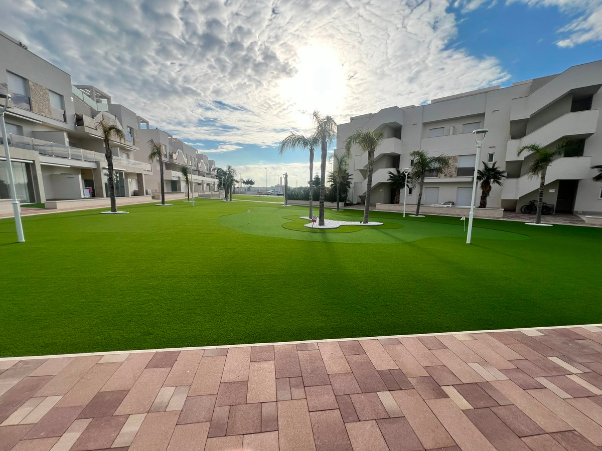 Se vende Apartamento Planta Baja de 2 dormitorios en Costa Blanca, Alicante, España