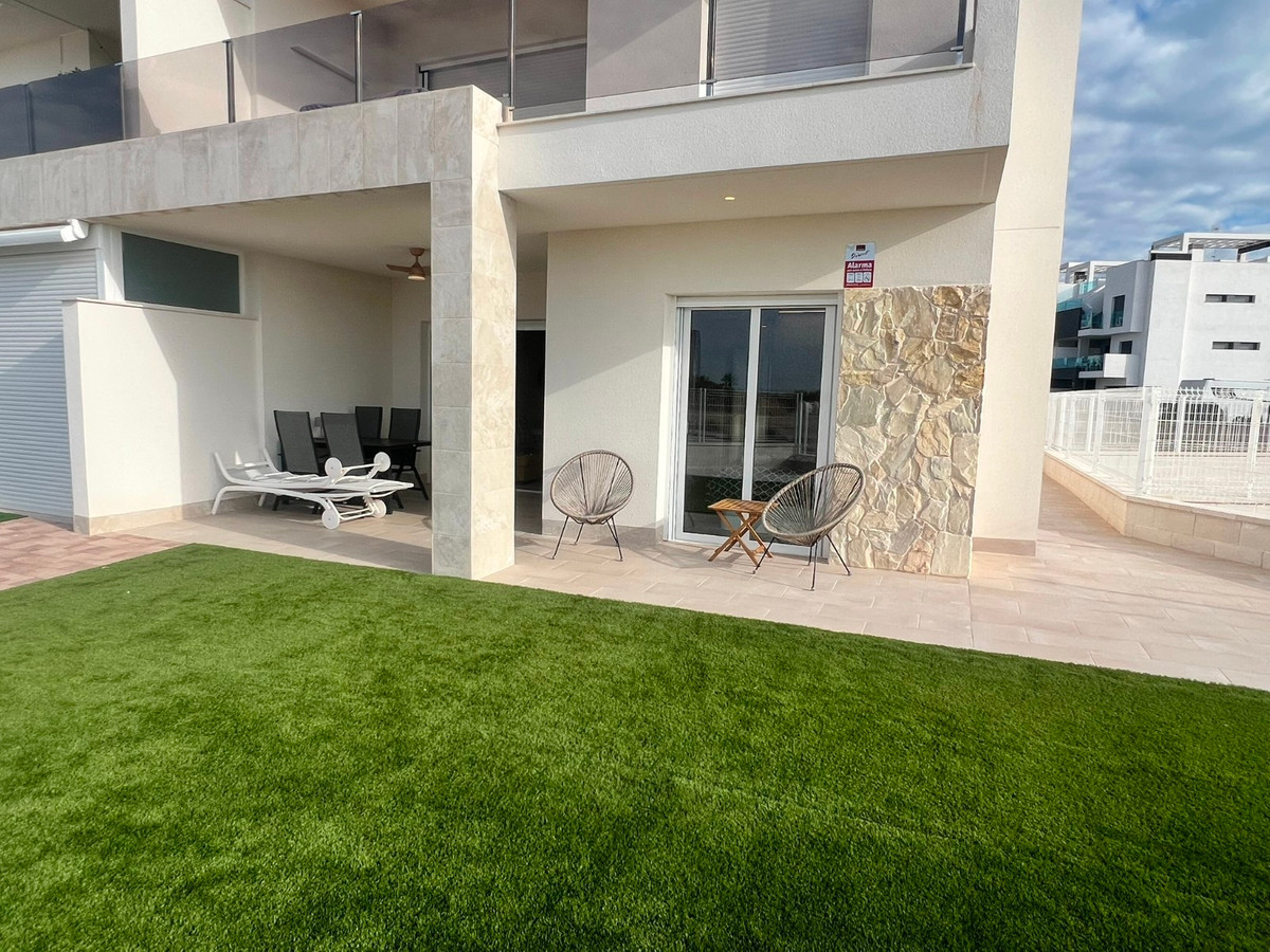 Se vende Apartamento Planta Baja de 2 dormitorios en Costa Blanca, Alicante, España