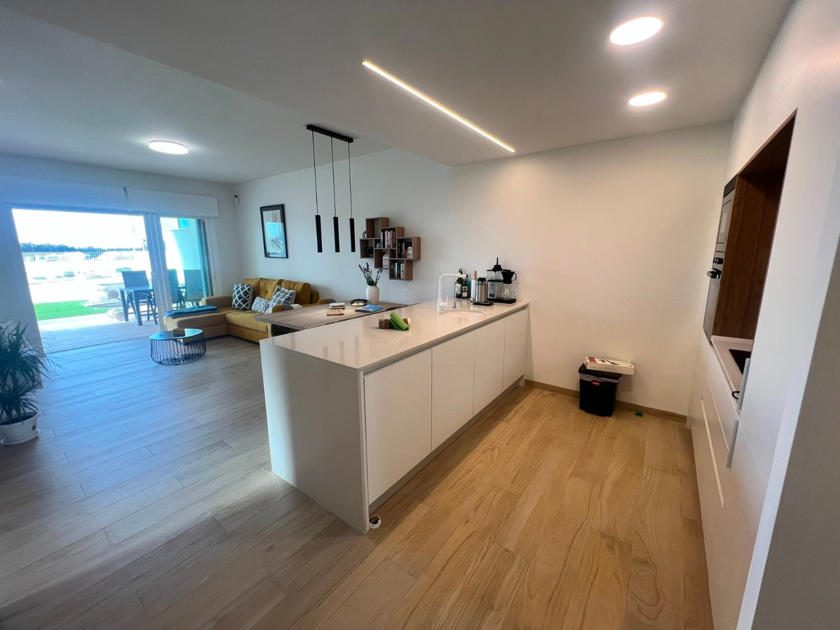Se vende Apartamento Planta Baja de 2 dormitorios en Costa Blanca, Alicante, España