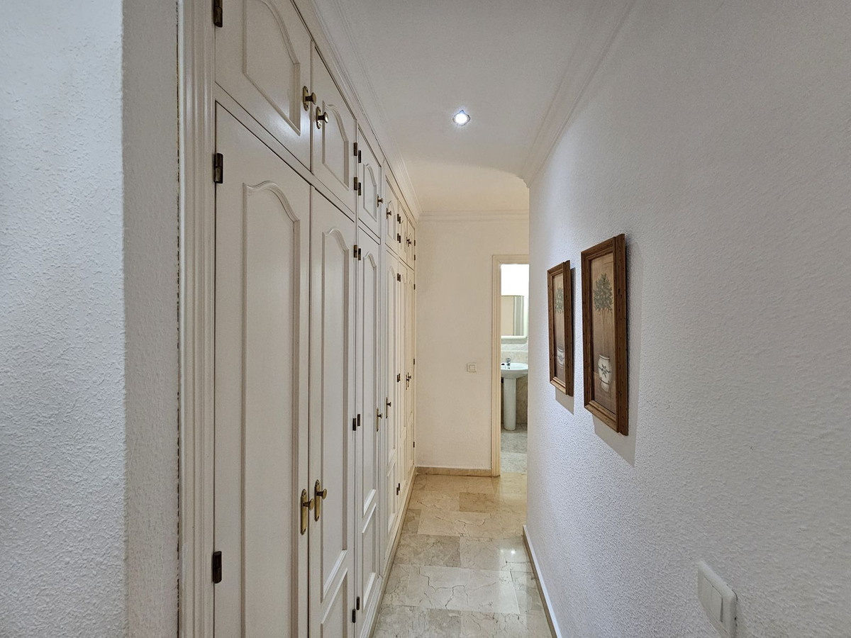 2 Bed Apartment for sale in Estepona Costa Del Sol, Málaga, Spain