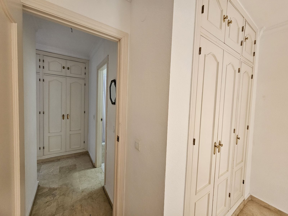 2 Bed Apartment for sale in Estepona Costa Del Sol, Málaga, Spain