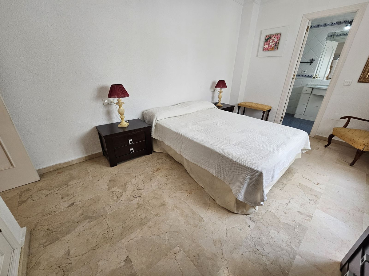 2 Bed Apartment for sale in Estepona Costa Del Sol, Málaga, Spain