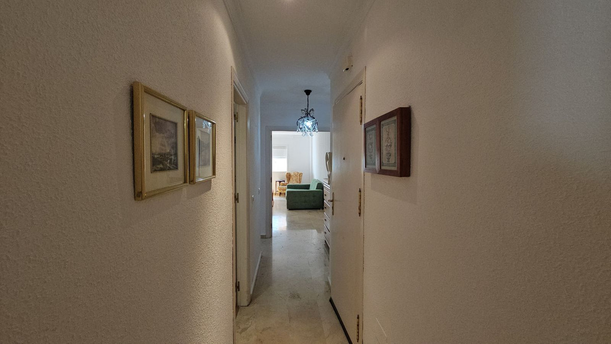 2 Bed Apartment for sale in Estepona Costa Del Sol, Málaga, Spain