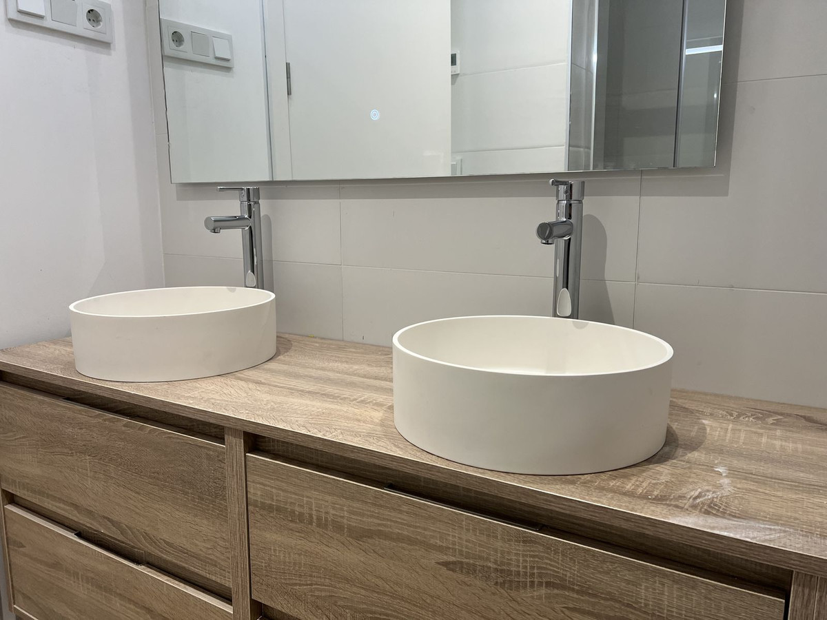 Se vende Apartamento Planta Baja de 3 dormitorios en Costa Del Sol, Málaga, España