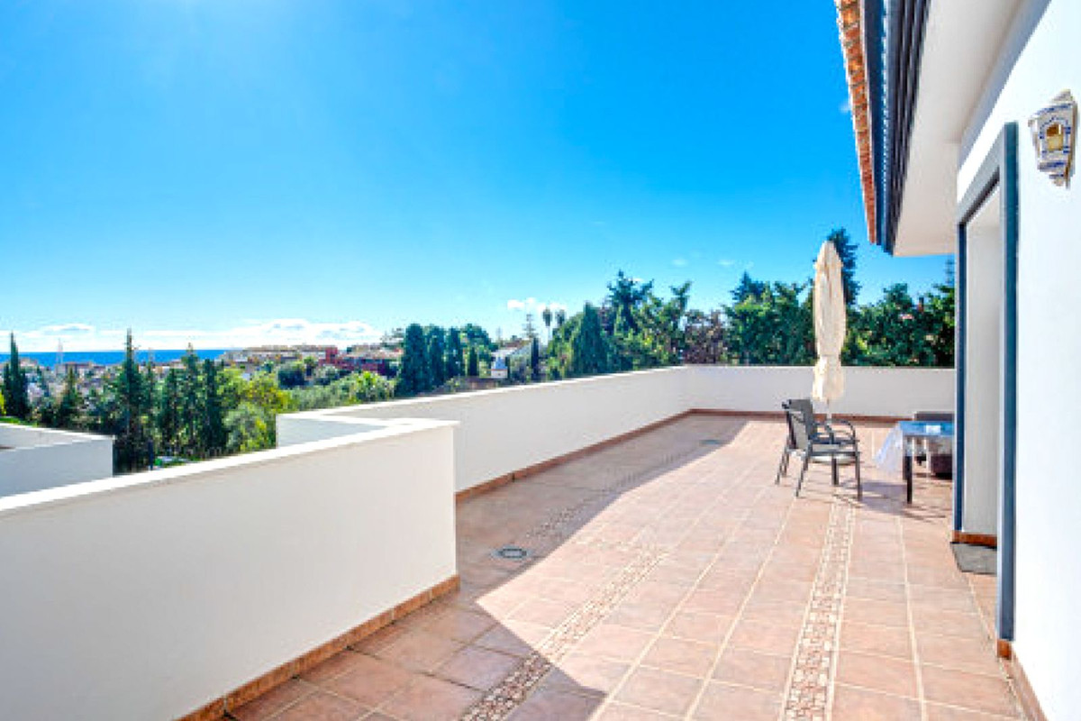 Se vende Villa - Chalet de 5 dormitorios en Costa Del Sol, Málaga, España