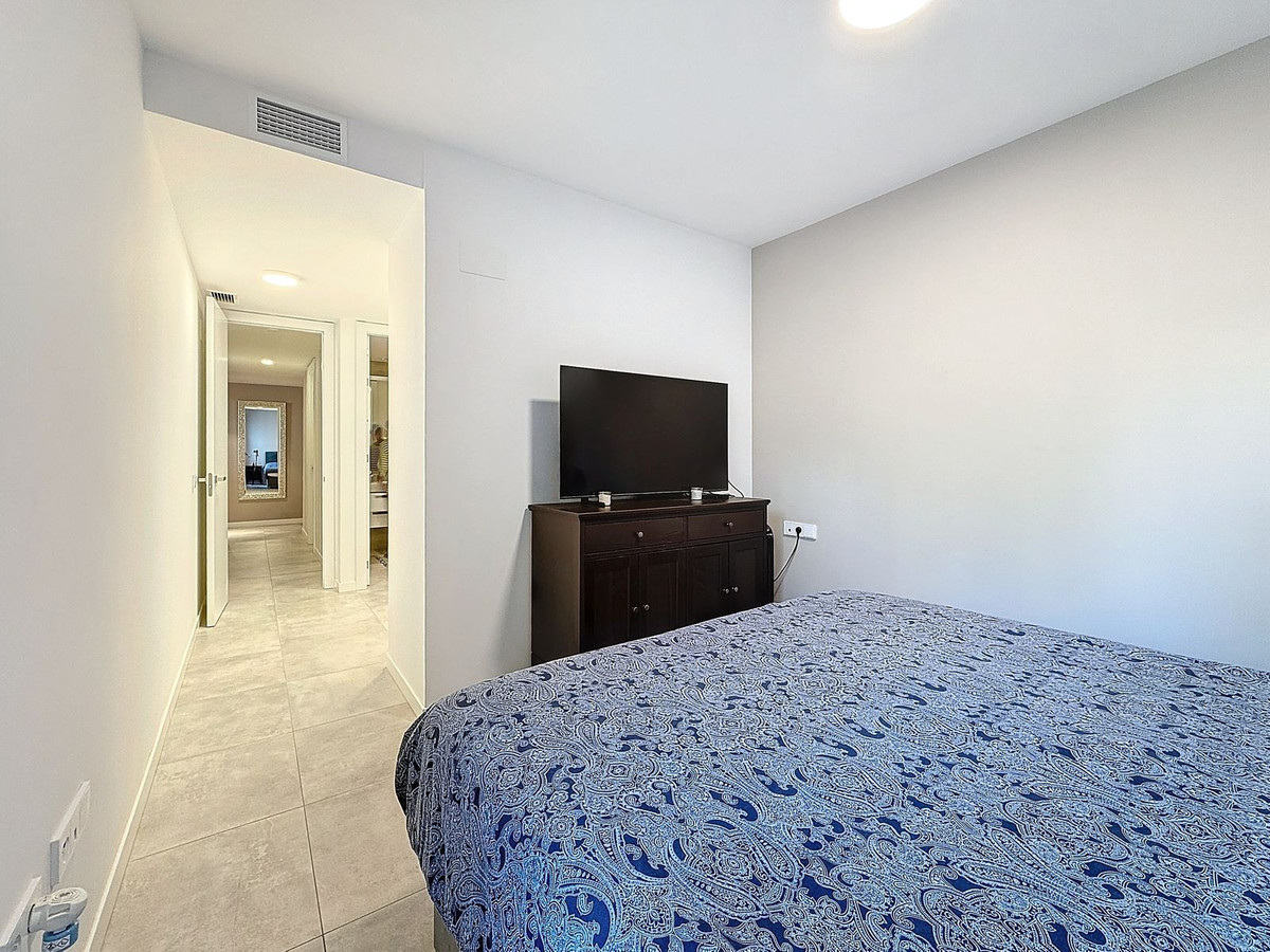 3 Bed Apartment for sale in Estepona Costa Del Sol, Málaga, Spain