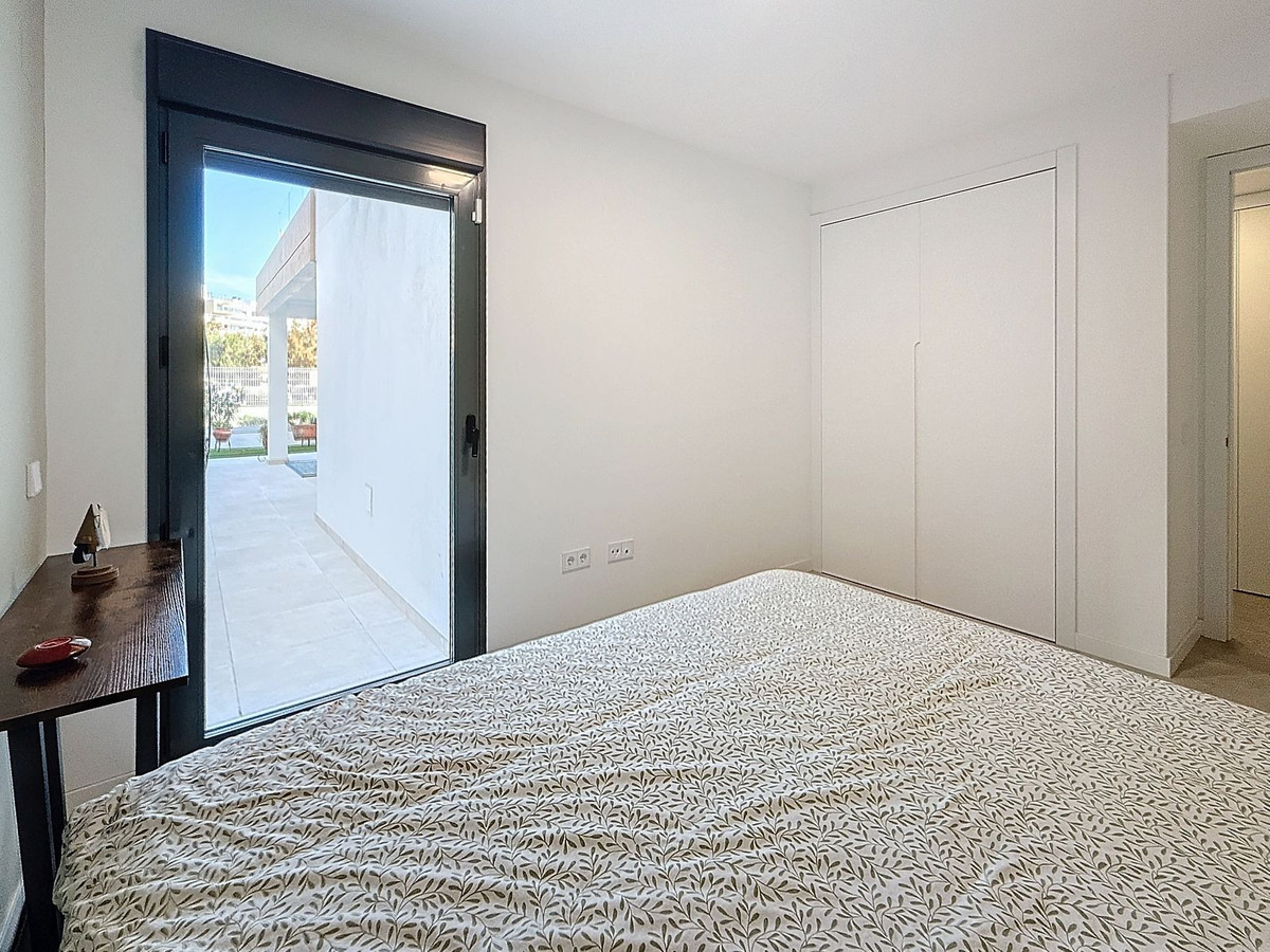 3 Bed Apartment for sale in Estepona Costa Del Sol, Málaga, Spain