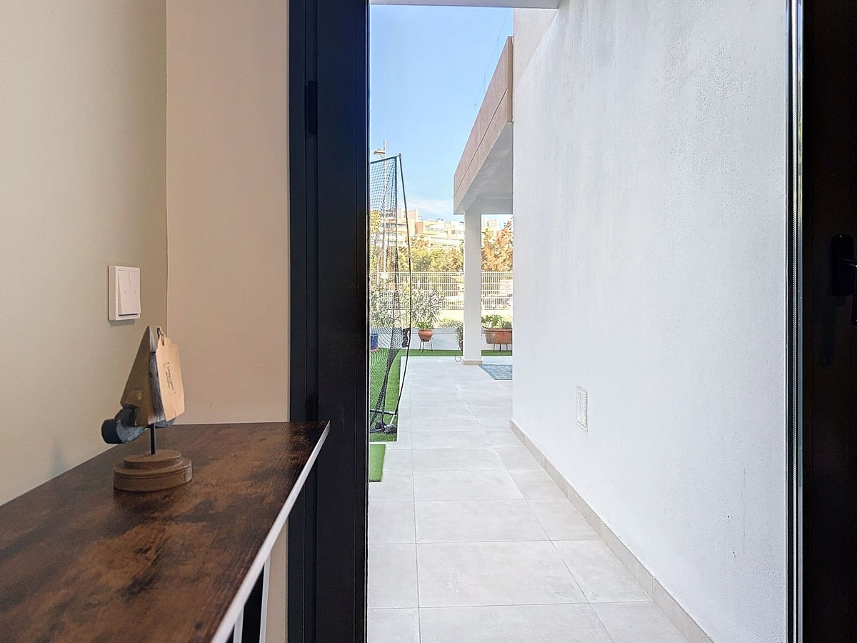 3 Bed Apartment for sale in Estepona Costa Del Sol, Málaga, Spain