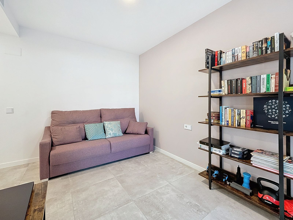 3 Bed Apartment for sale in Estepona Costa Del Sol, Málaga, Spain