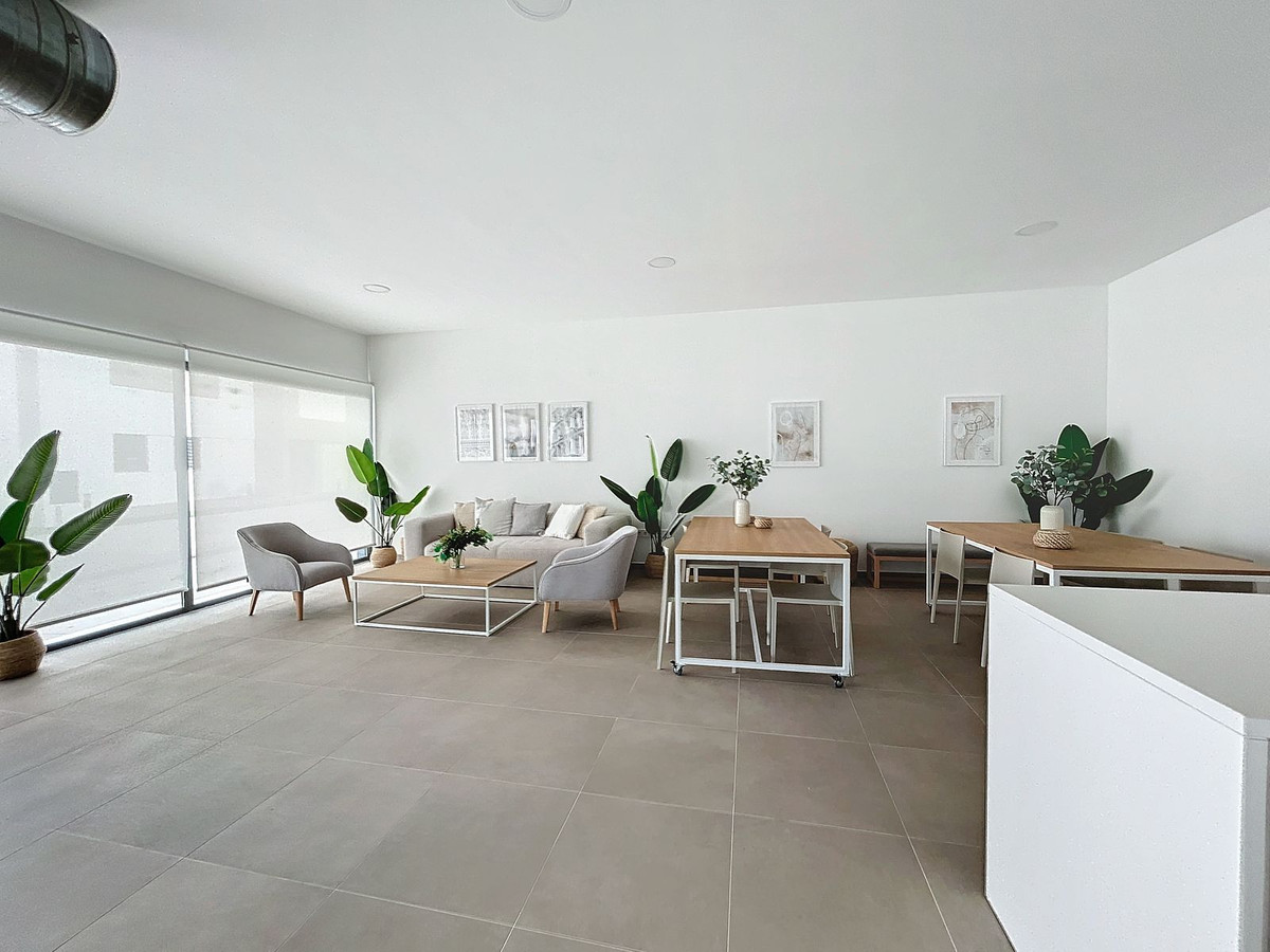 3 Bed Apartment for sale in Estepona Costa Del Sol, Málaga, Spain