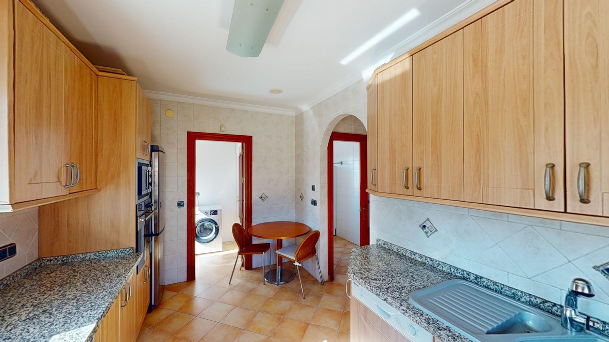 3 Bed Townhouse for sale in Torre Del Mar Costa Del Sol East, Málaga, Spain