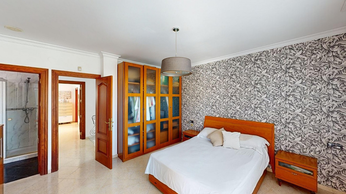 3 Bed Townhouse for sale in Torre Del Mar Costa Del Sol East, Málaga, Spain
