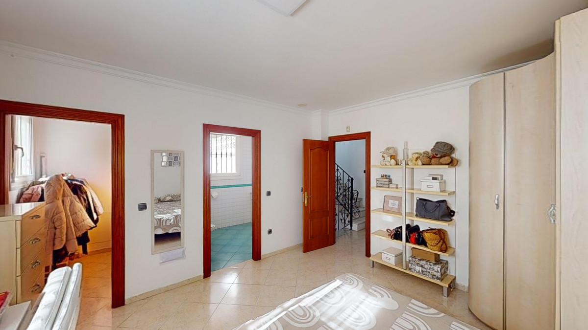 3 Bed Townhouse for sale in Torre Del Mar Costa Del Sol East, Málaga, Spain