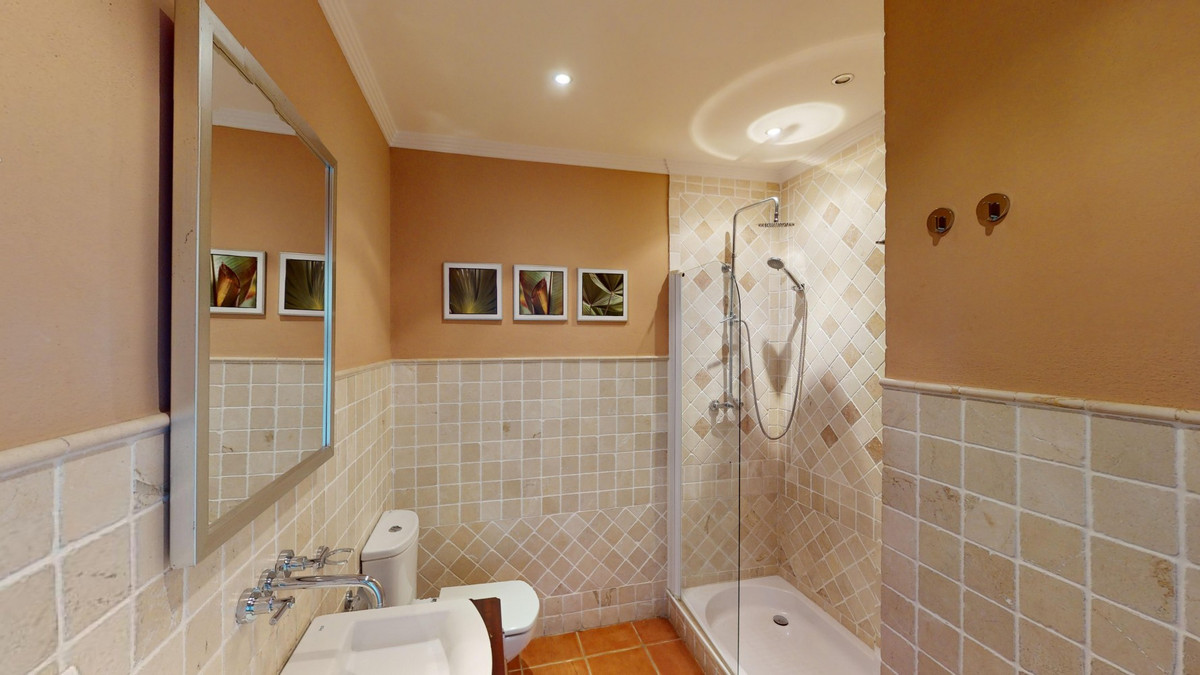 3 Bed Townhouse for sale in Torre Del Mar Costa Del Sol East, Málaga, Spain